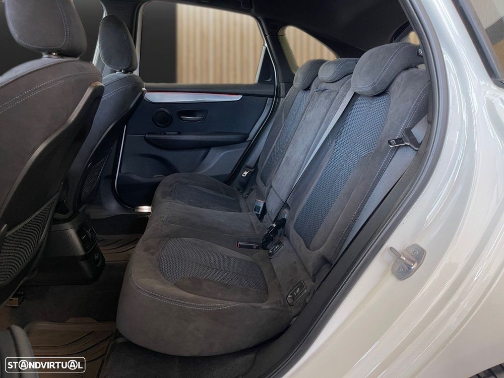 BMW 216 Active Tourer d Pack M - 11