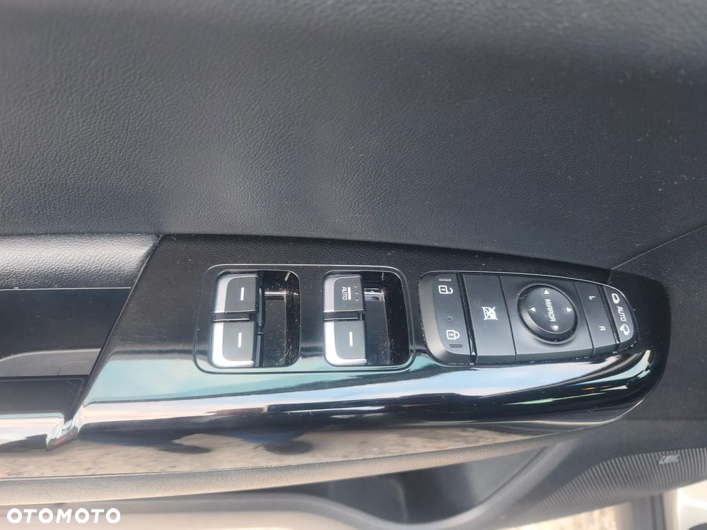 Kia Sportage 1.6 T-GDI Business Line 4WD DCT - 18