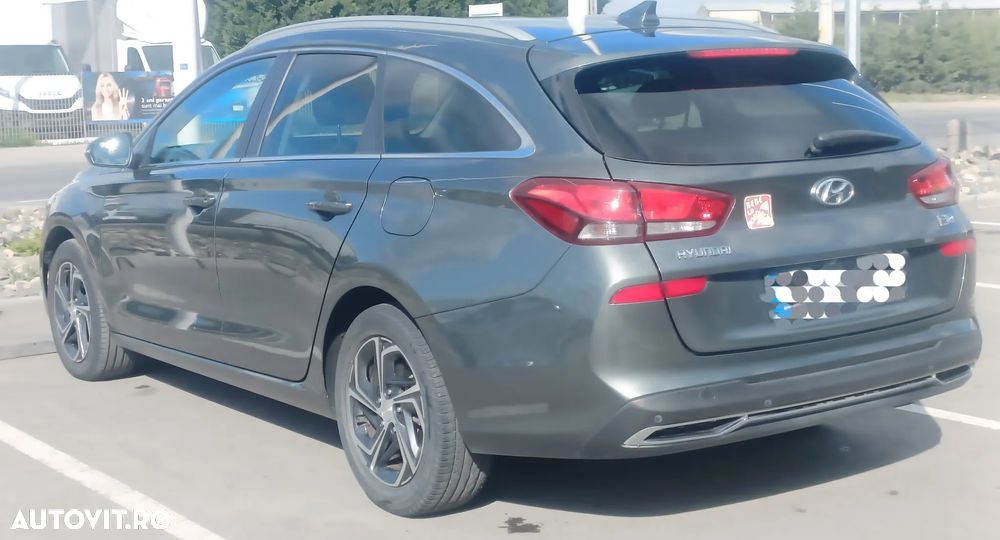 Hyundai i30 1.5 110CP M/T Highway - 8