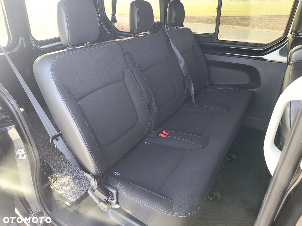 Opel Vivaro - 13