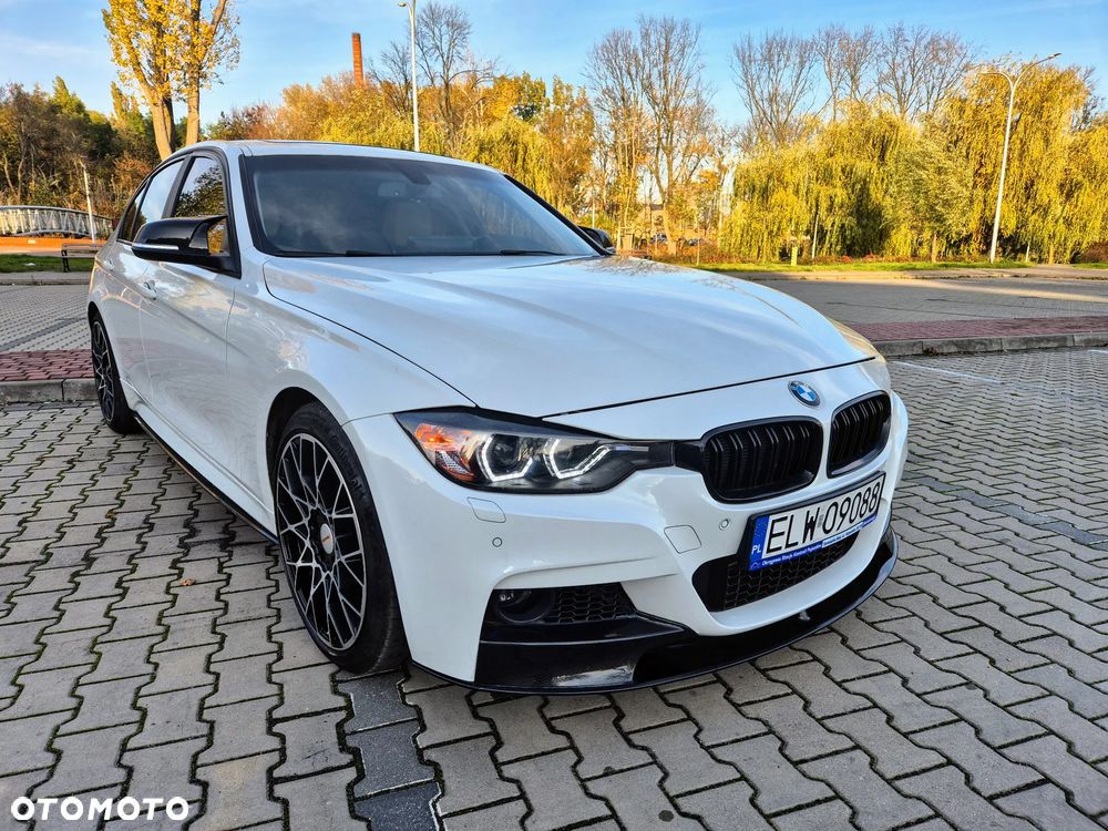 BMW Seria 3 328i Sport-Aut Luxury Line - 16