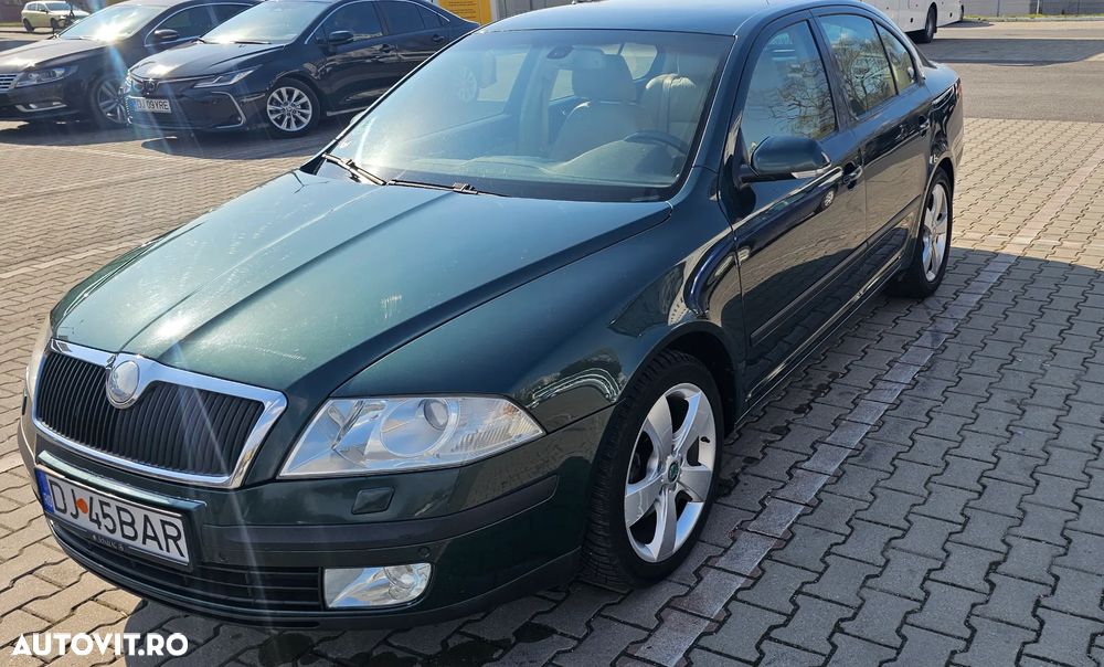Skoda Octavia 2.0 TDI Elegance Automatic - 1