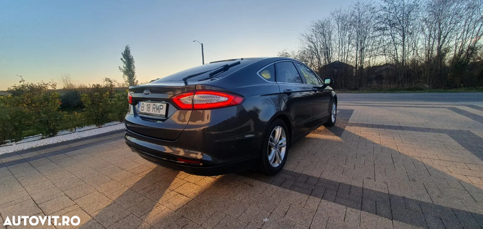 Ford Mondeo 2.0 TDCi Business - 4