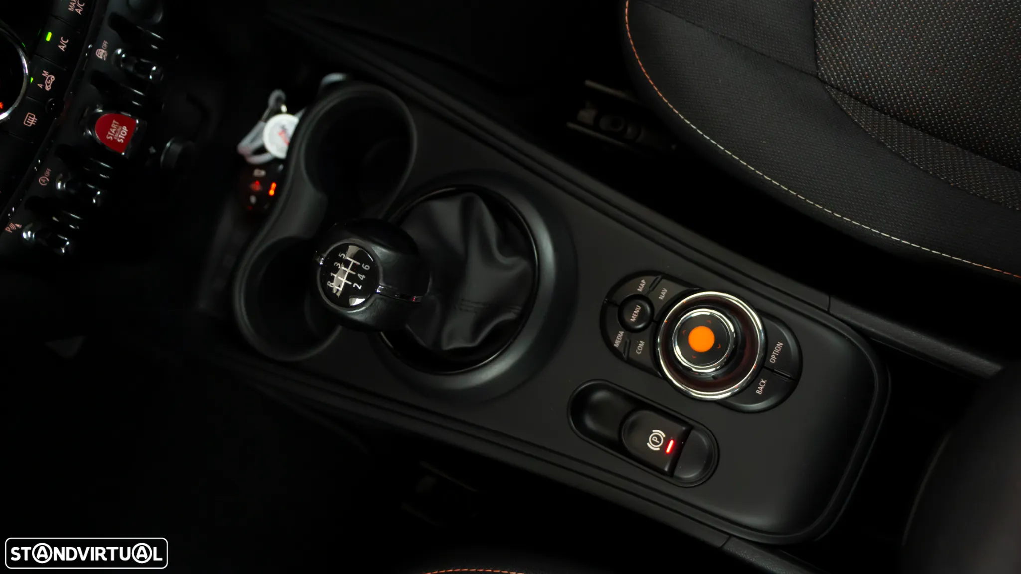 MINI Countryman One D - 29
