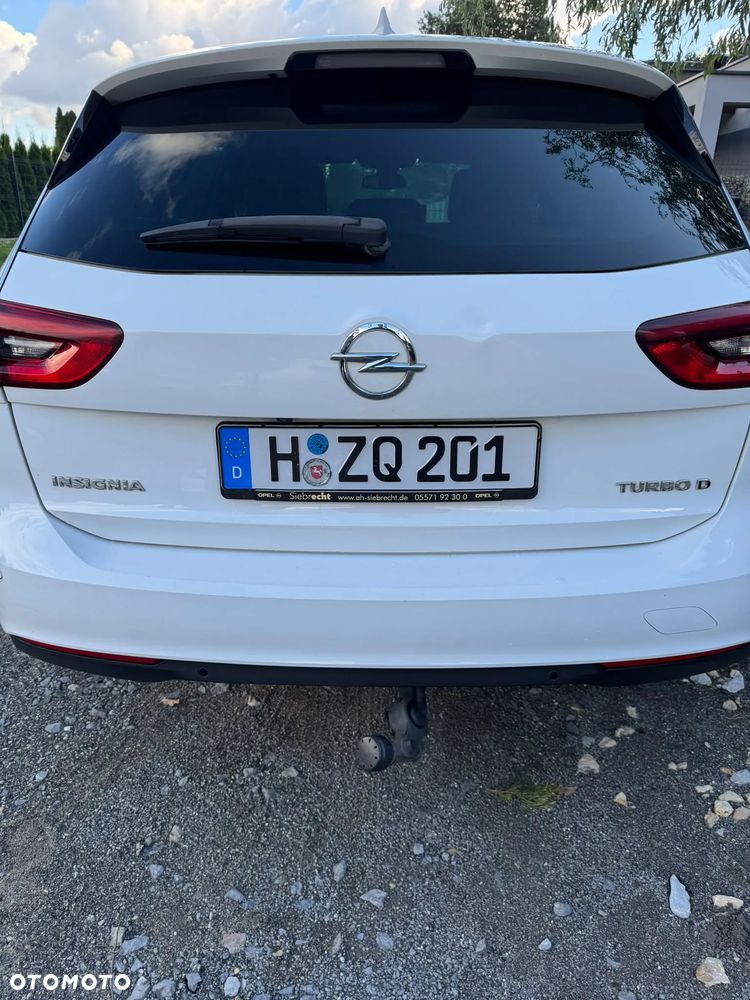 Opel Insignia 2.0 - 9