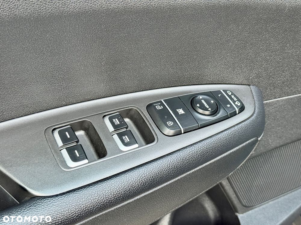 Kia Optima 2.0 M - 30