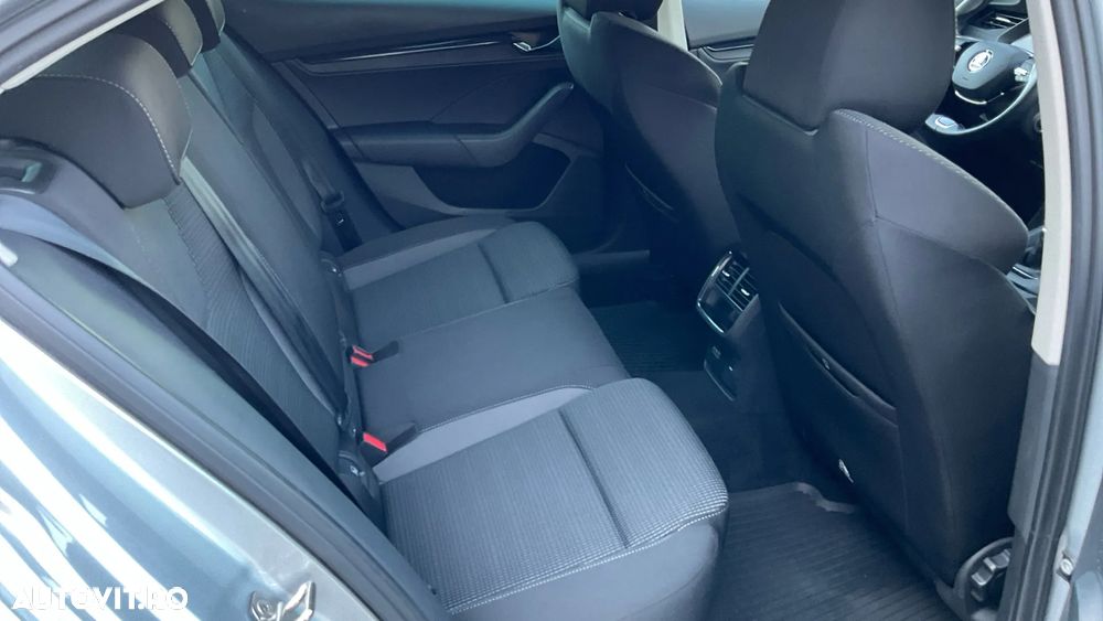 Skoda Octavia 1.5 TSI Ambition - 8