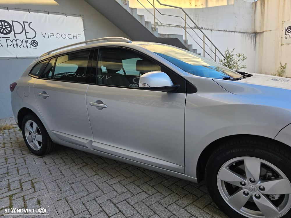 Renault Mégane Sport Tourer 1.5 dCi Dynamique SS - 22