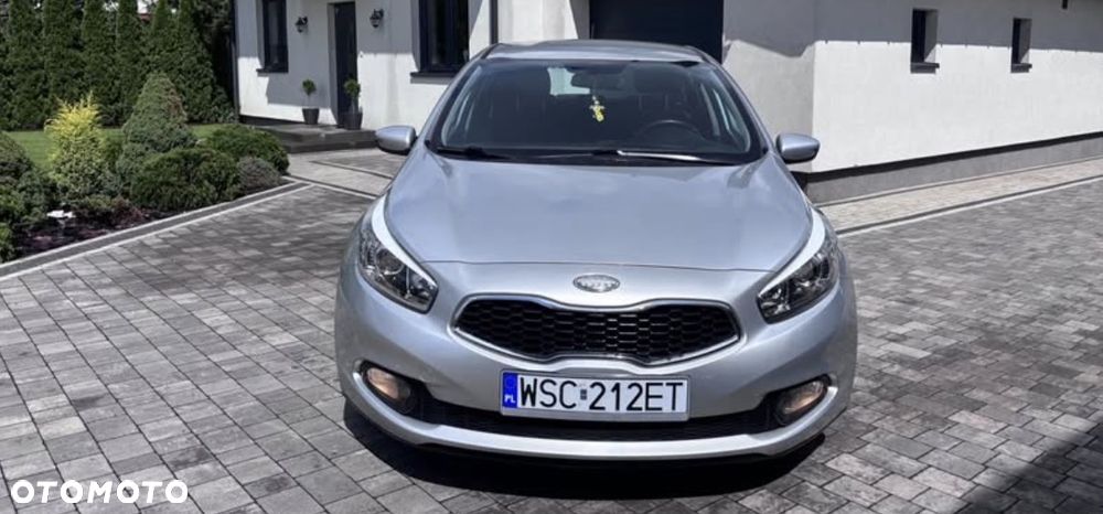Kia Ceed - 1