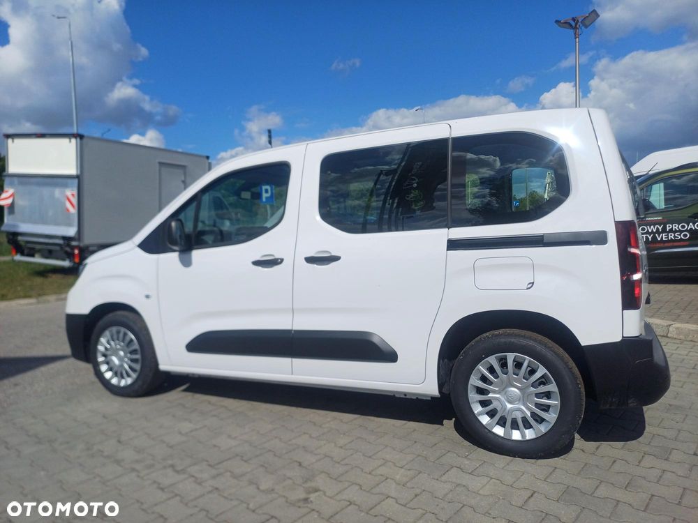 Toyota Proace City Verso 1.5 D-4D Combi - 9