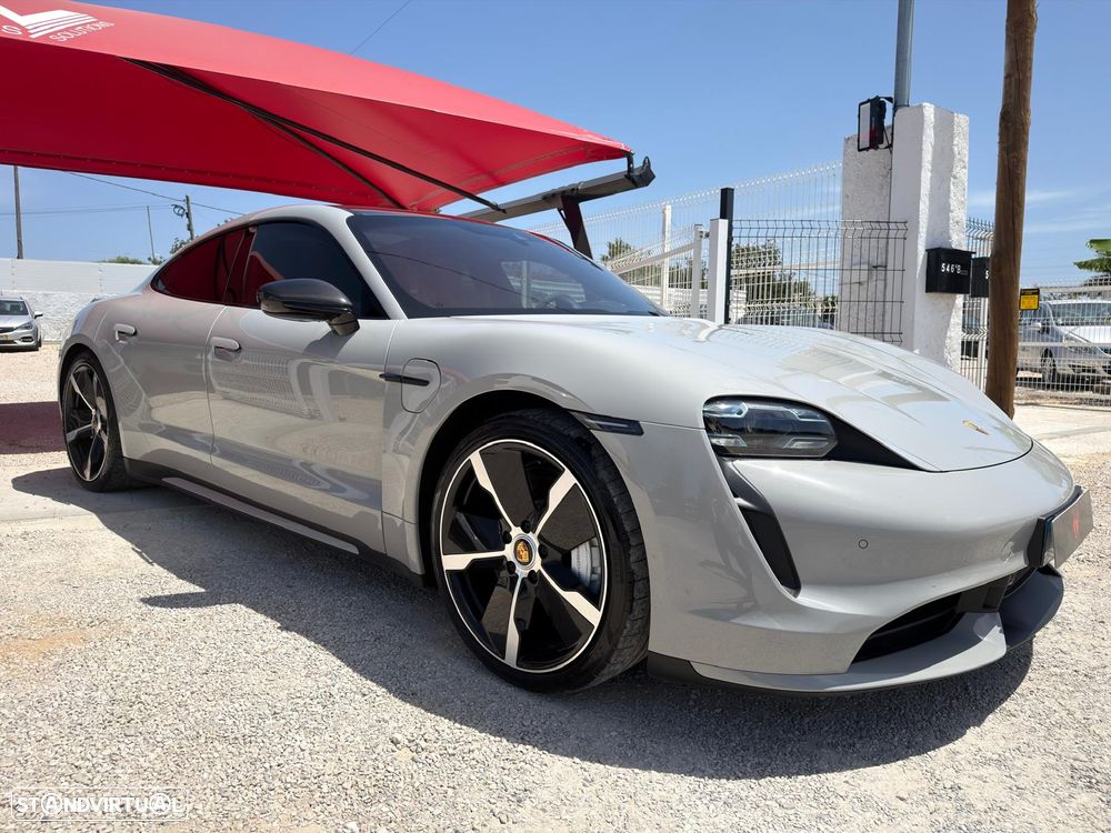 Porsche Taycan Turbo - 2
