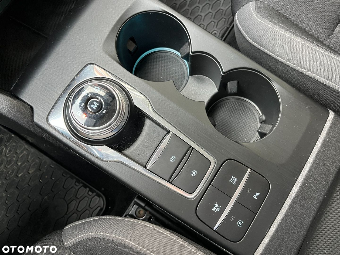 Ford Focus Turnier 1.5 EcoBlue Start-Stopp-System TITANIUM - 17