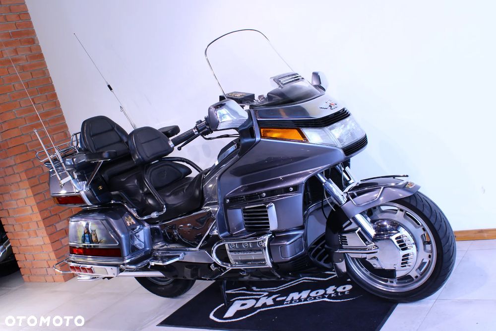 Honda GL - 4