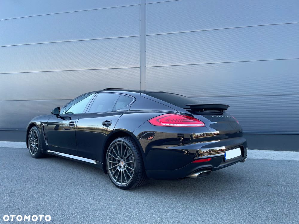 Porsche Panamera - 2