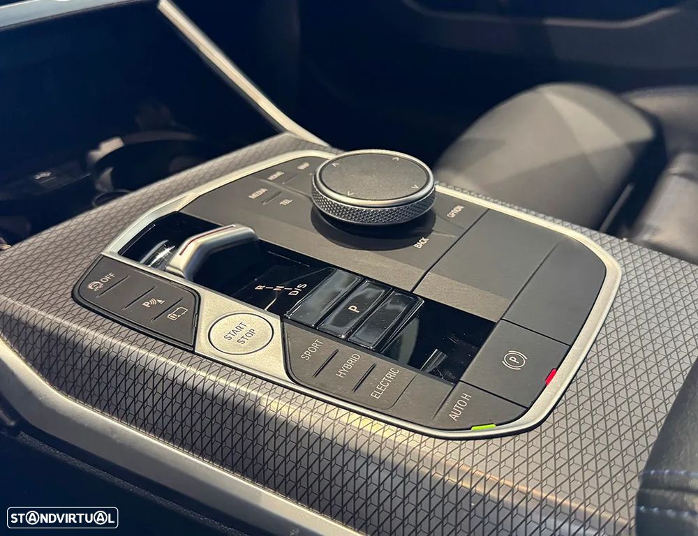 BMW 330 e Touring xDrive Aut. M Sport - 18