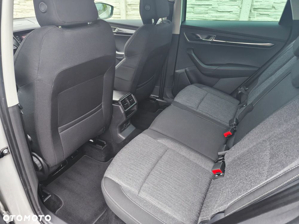 Skoda Karoq 1.6 TDI SCR DSG Ambition - 9