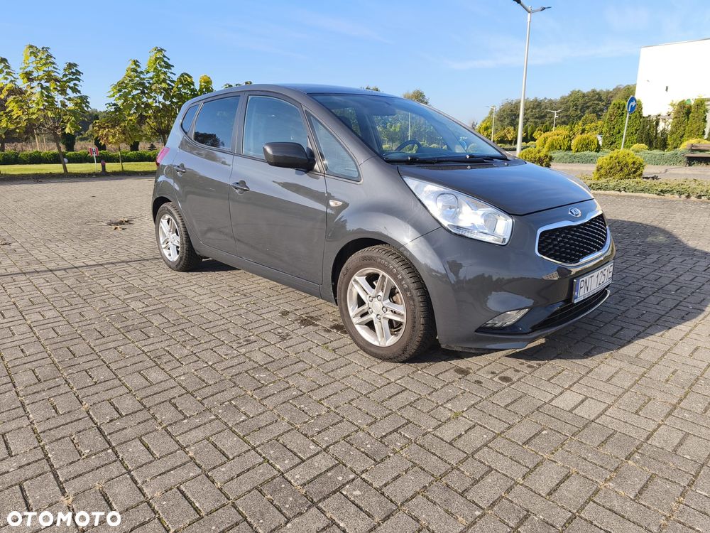 Kia Venga - 32