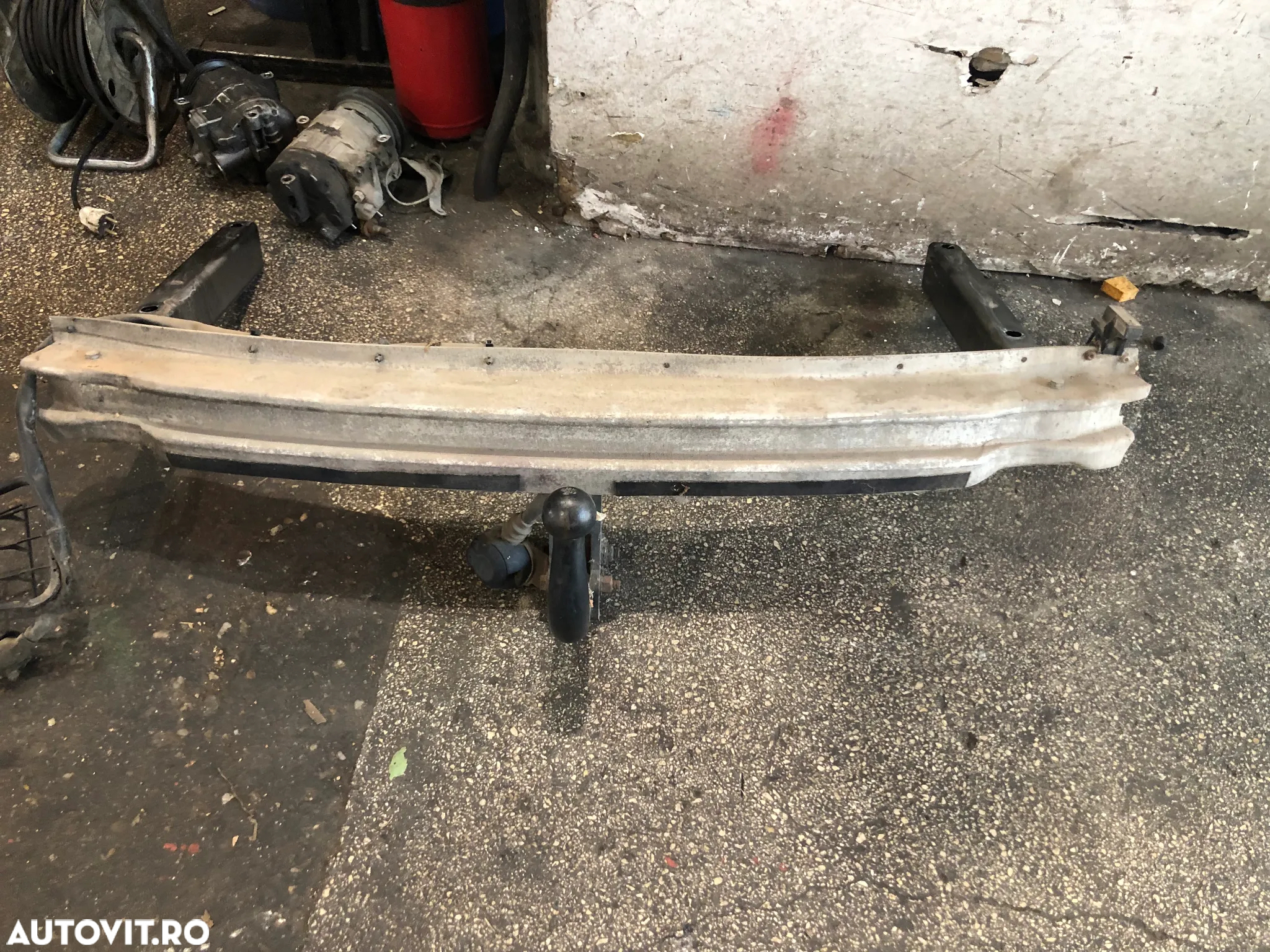 Carlig cui tractare Audi A4 B7 break 2006 - 4