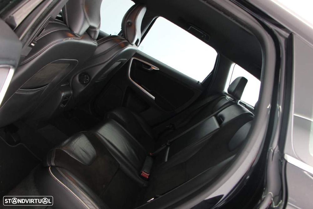 Volvo XC 60 2.0 D4 R-Design 139g Start/Stop - 6