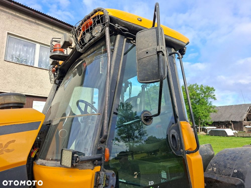 JCB Fastrac 3230 4X4 - 27