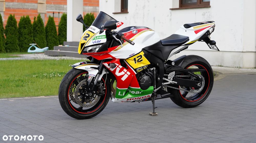 Honda CBR - 2