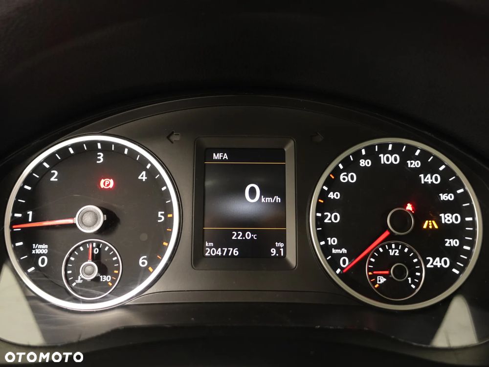 Volkswagen Tiguan 2.0 TDI 4Mot Perfectline R-Style - 39