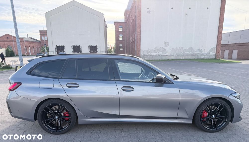 BMW Seria 3 330i xDrive M Sport - 5