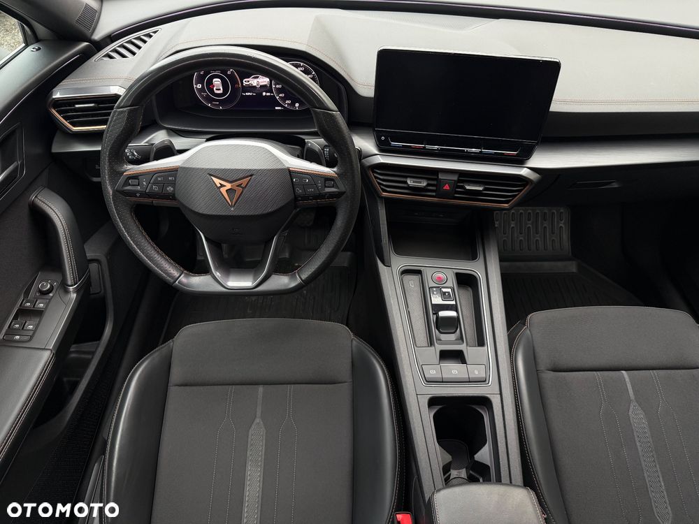 Cupra Formentor 1.4 e-Hybrid DSG Tribe Edition - 33