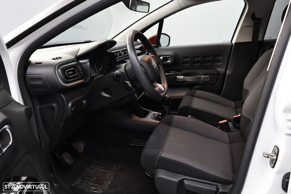 Citroën C3 1.2 PureTech Shine - 60