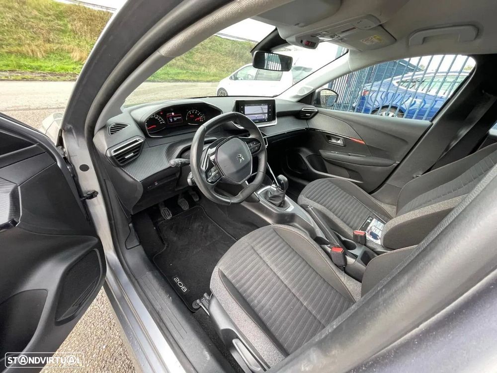 Peugeot 208 1.2 PureTech Active - 8