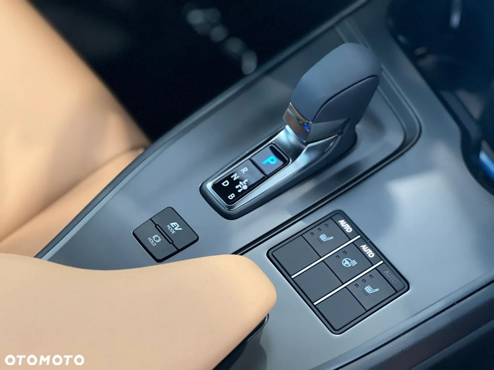 Lexus UX 300h F Sport Design - 9