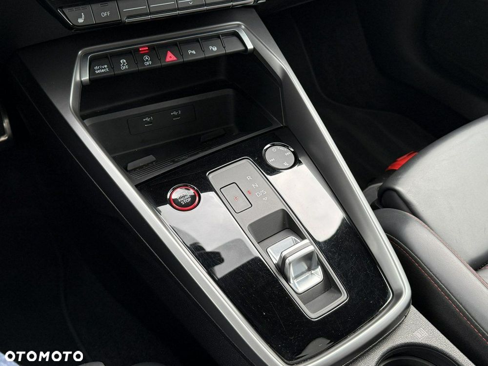 Audi RS3 Sportback - 36