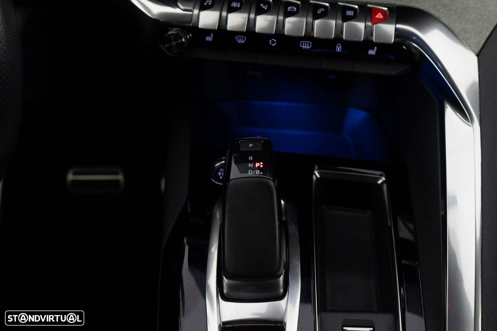 Peugeot 3008 1.6 Hybrid GT Pack e-EAT8 - 31
