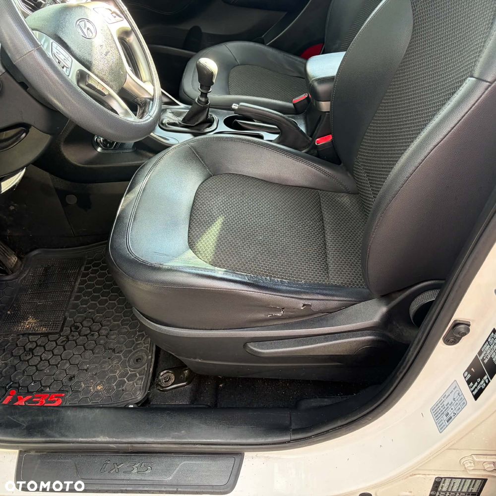 Hyundai ix35 1.6 2WD blue Style - 26