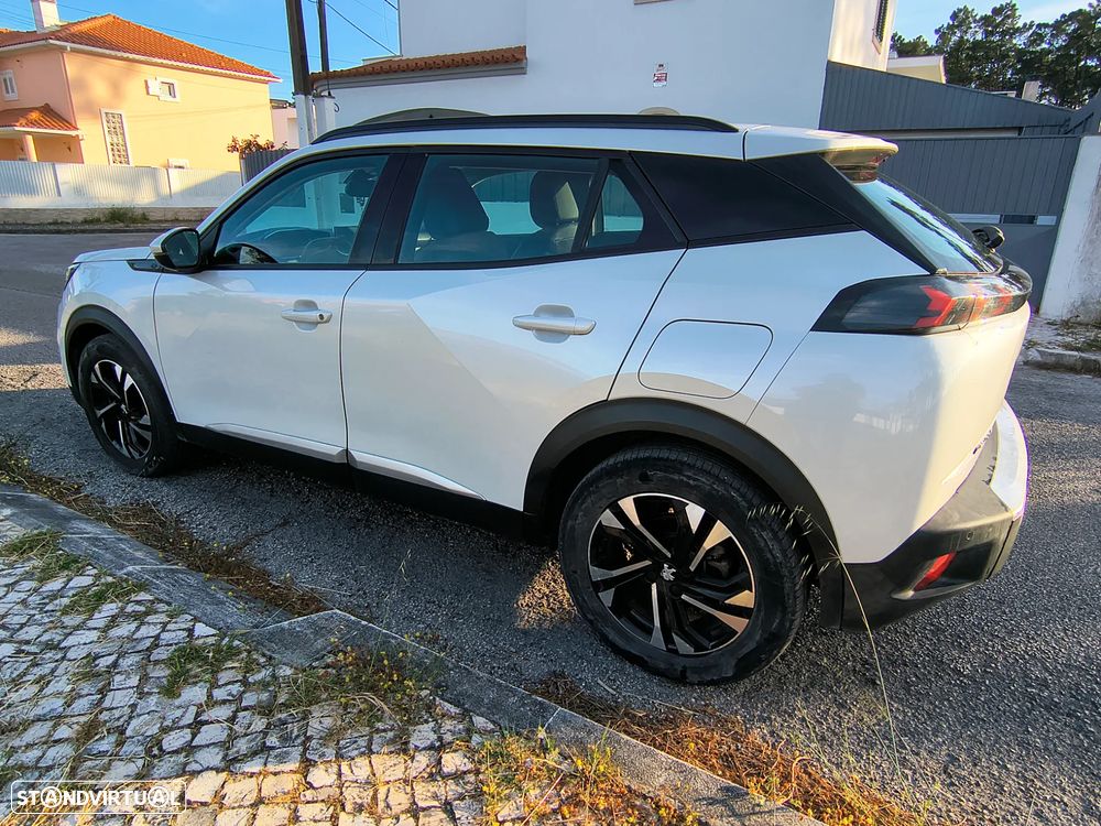 Peugeot 2008 - 10