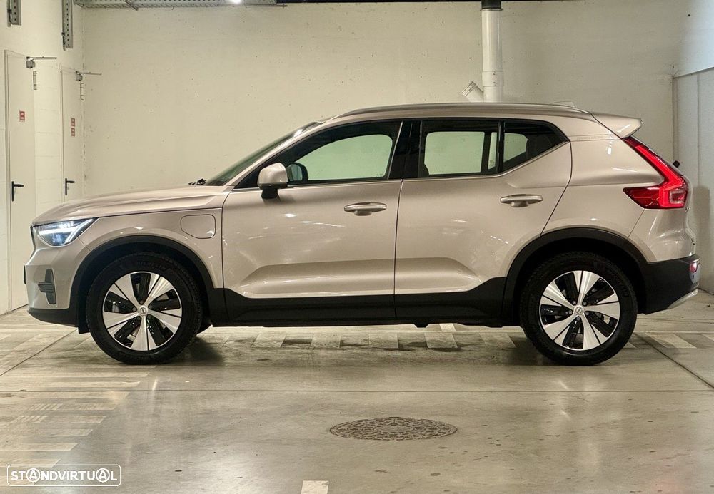 Volvo XC 40 1.5 T5 PHEV Momentum Plus - 8