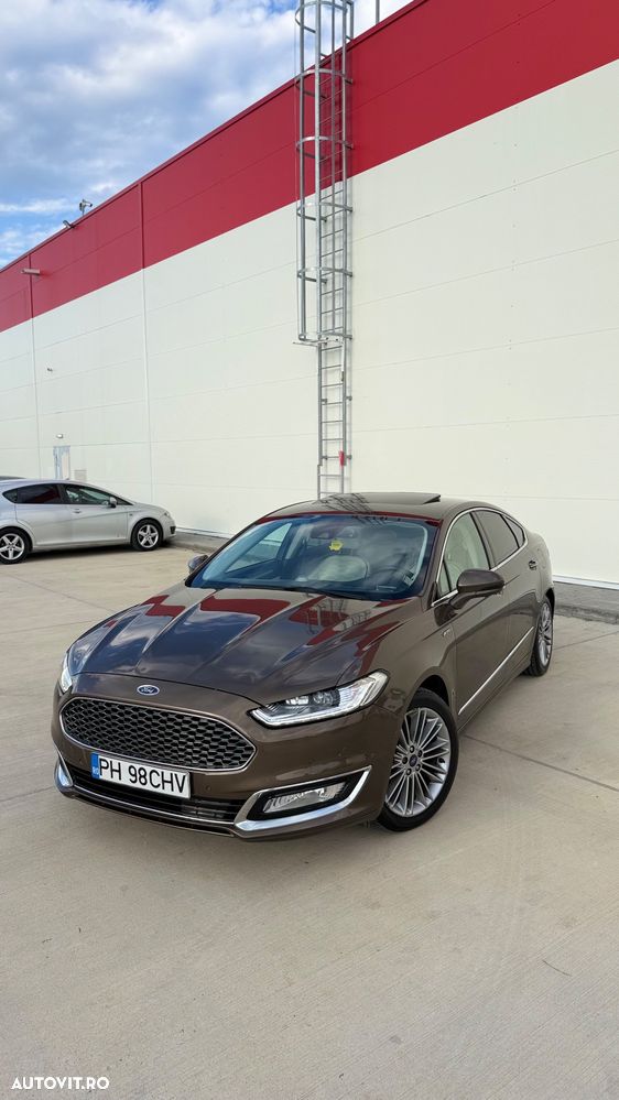 Ford Mondeo 2.0 HEV Vignale - 2