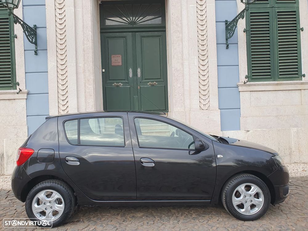 Dacia Sandero - 5