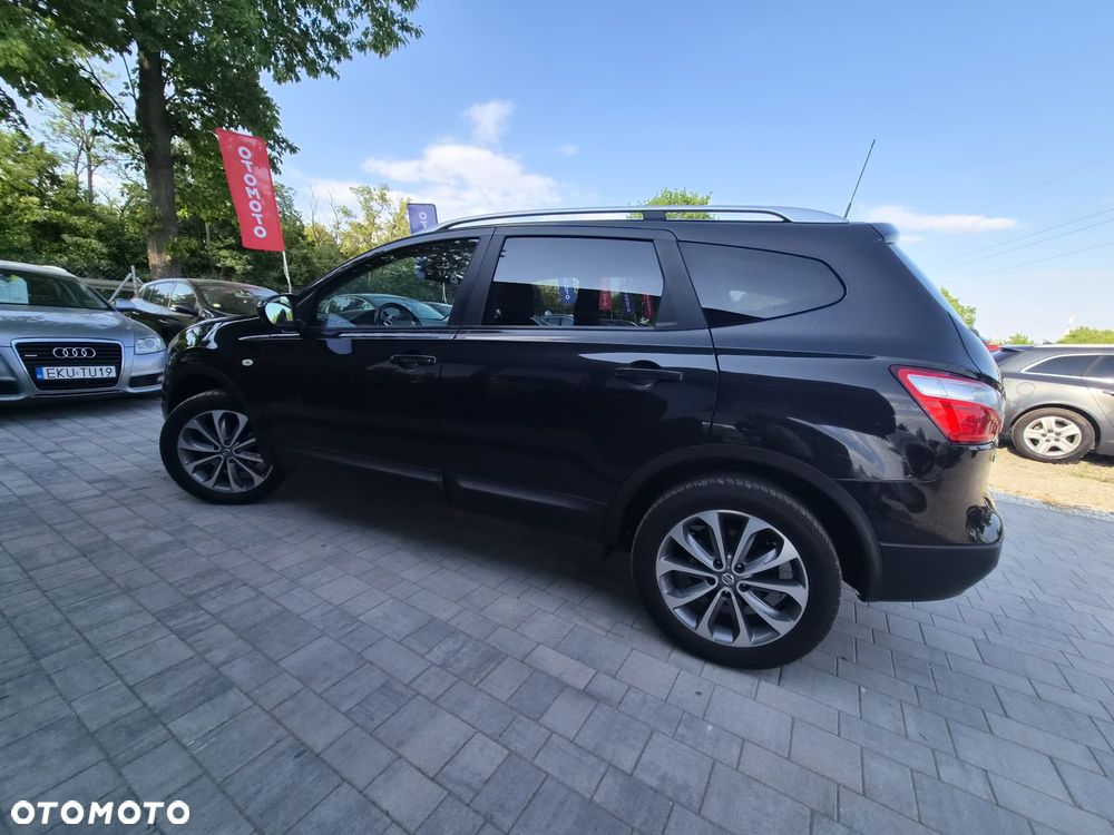 Nissan Qashqai+2 - 13