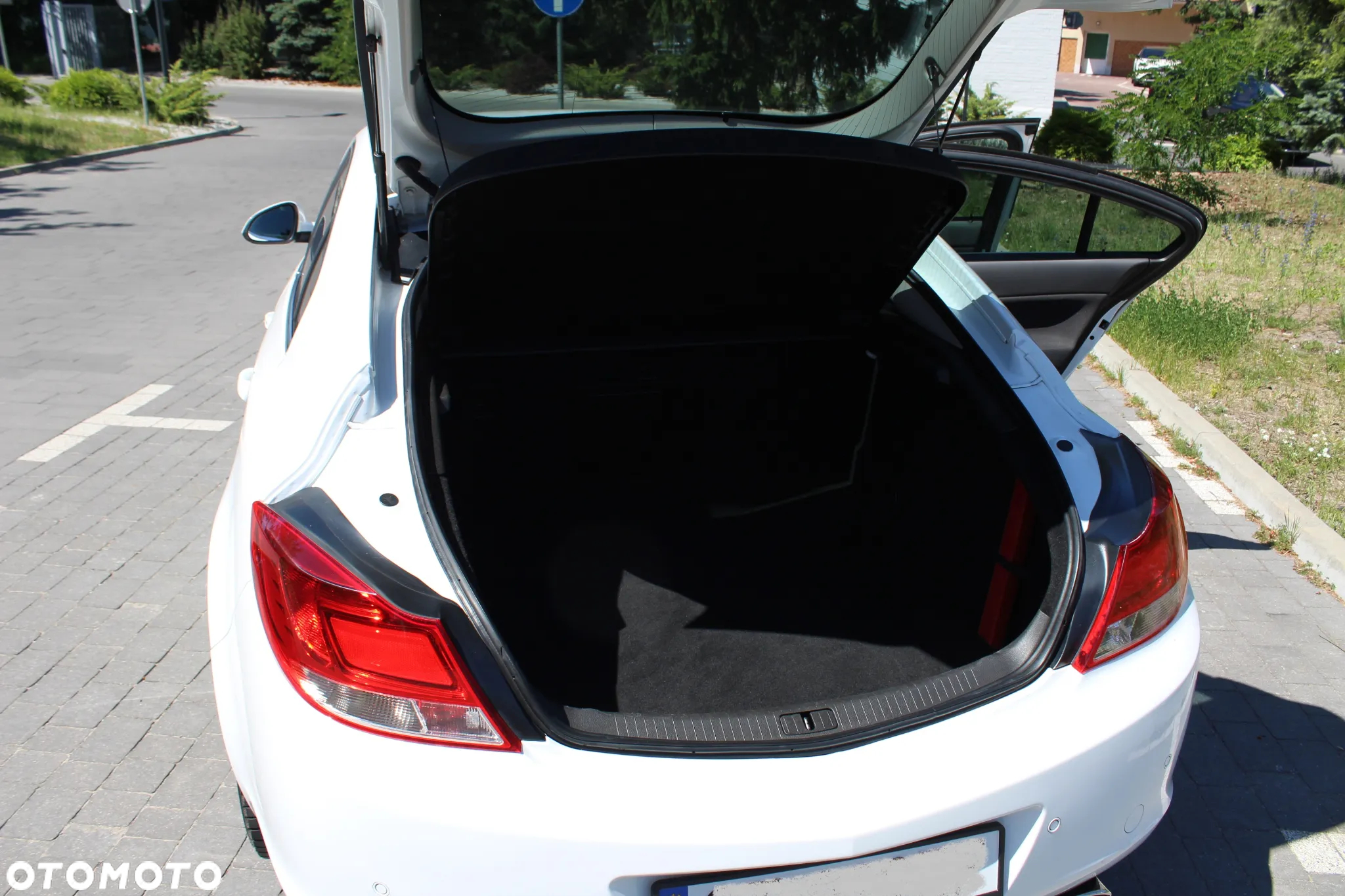 Opel Insignia 1.6 T Sport - 10