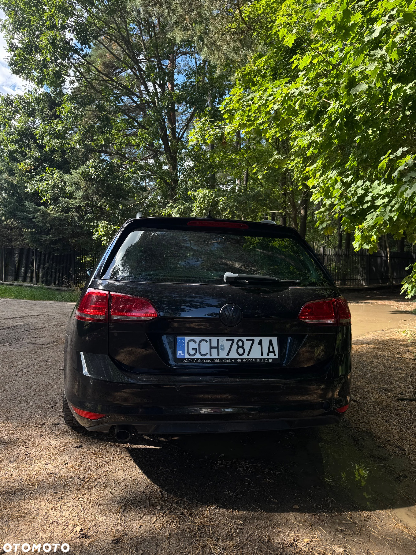 Volkswagen Golf Variant 1.6 TDI DPF 4Motion Highline - 3