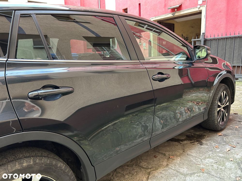 Toyota RAV4 2.0 D-4D Premium - 6