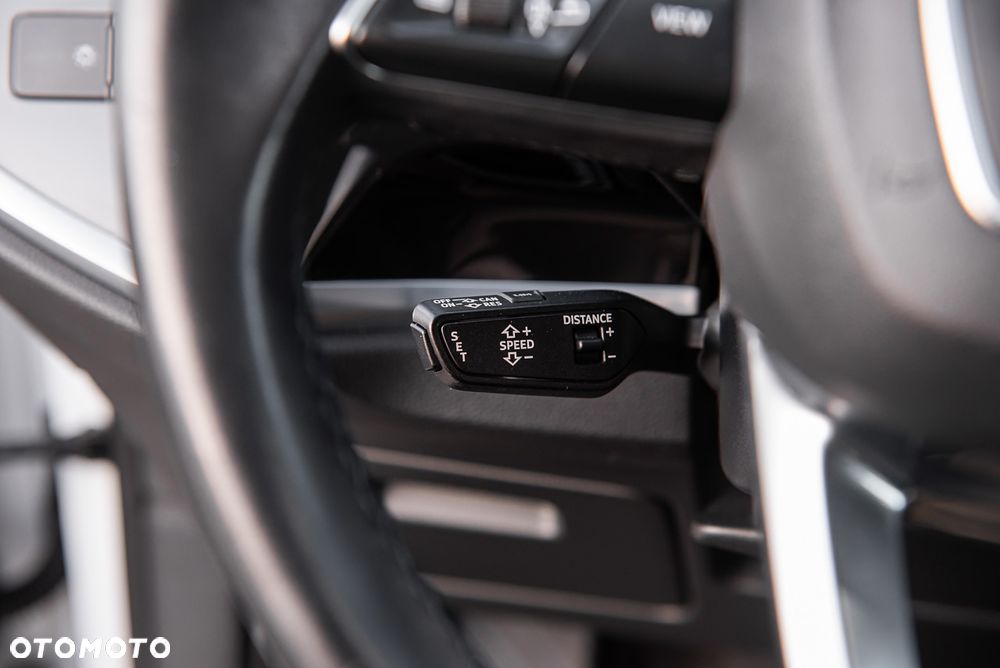 Audi Q3 35 TFSI S line - 18