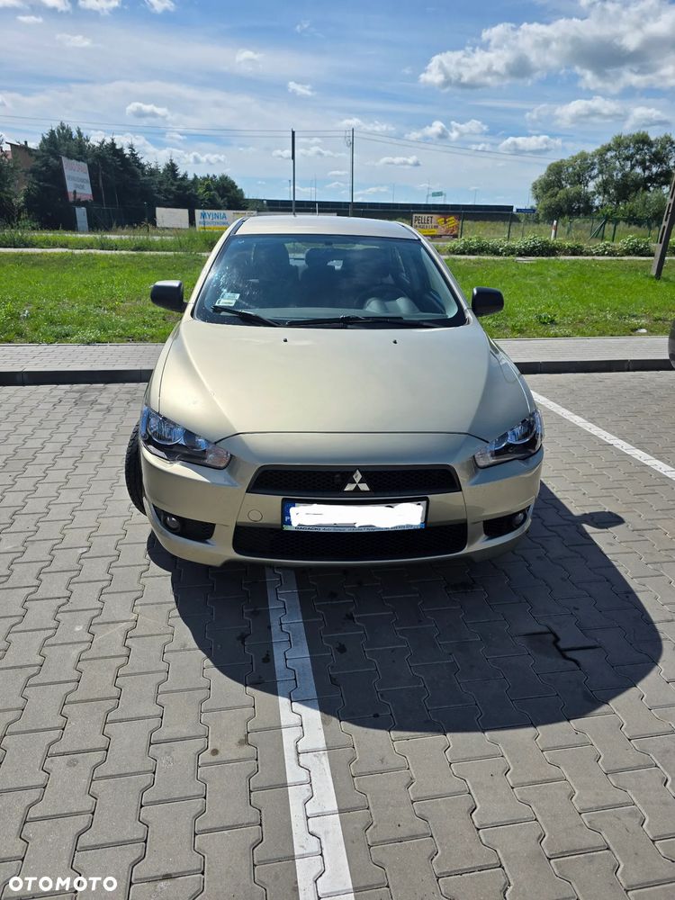 Mitsubishi Lancer 1.8 Inform - 18