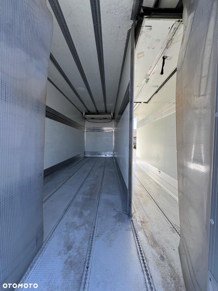 Iveco EUROCARGO 120E25 EURO 6 CHŁODNIA+WINDA+DRZWI+BOCZNE DRZWI 12.250 12-250 1225 - 8