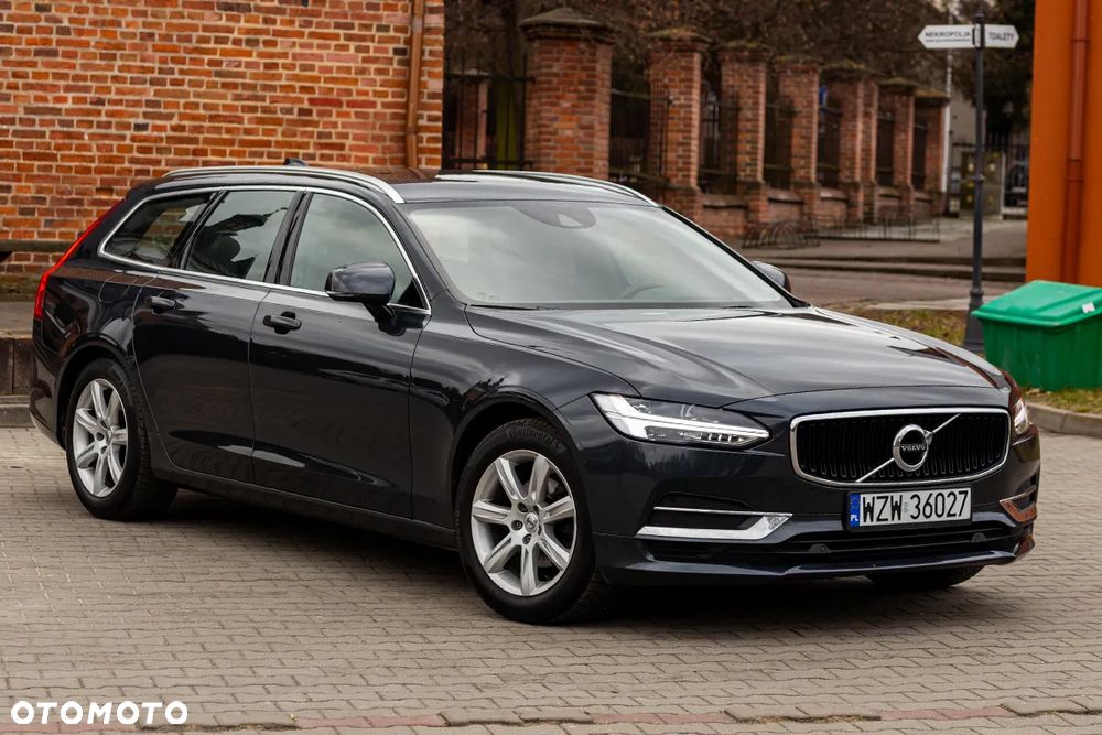 Volvo V90 D3 Momentum - 3