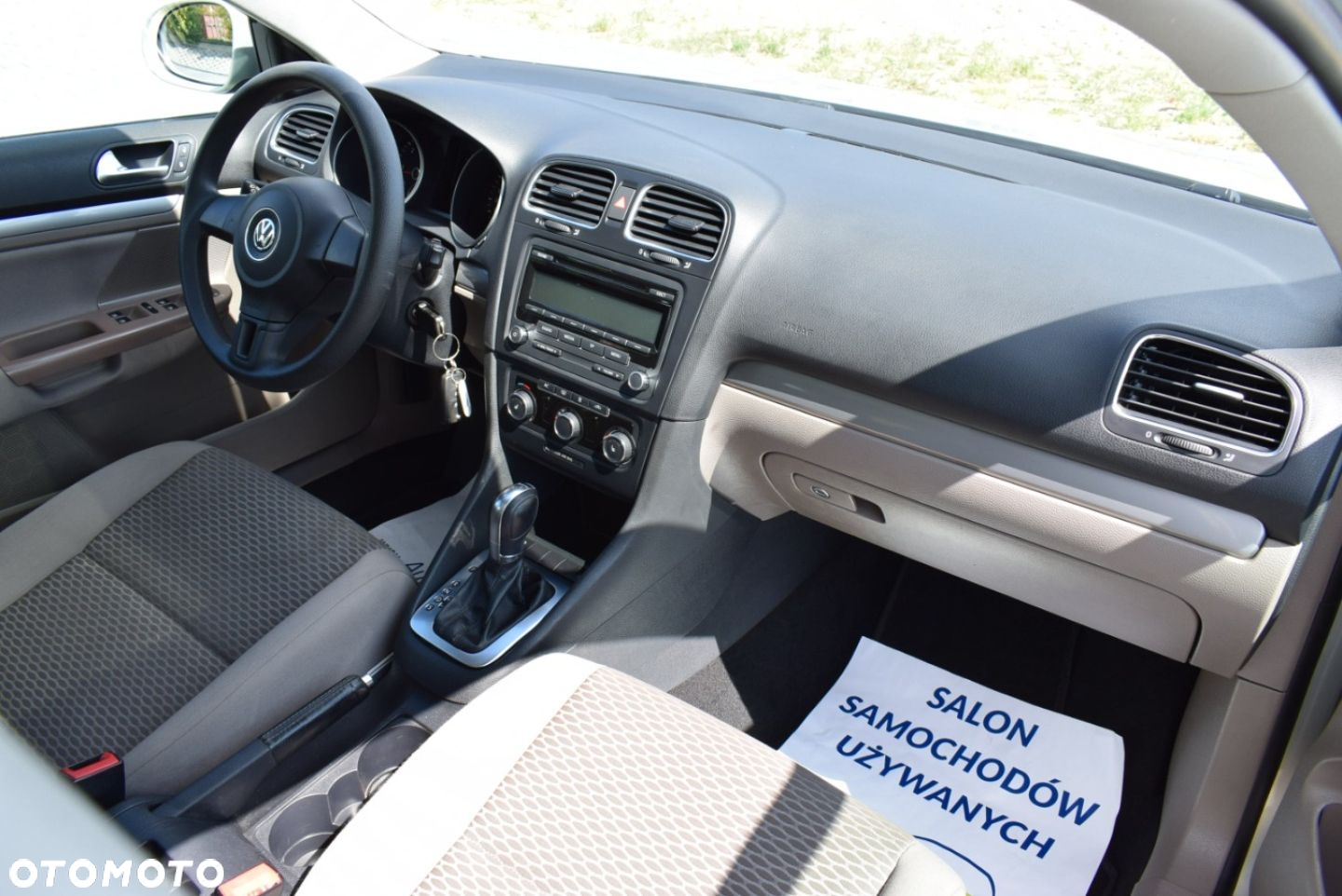 Volkswagen Golf - 23