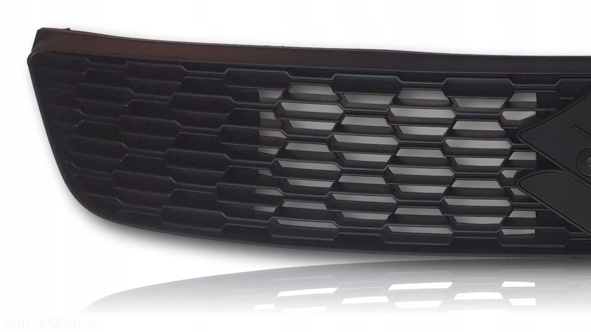 SUZUKI SWIFT MK7 2012-2016 KRATA GRILL ATRAPA - 2