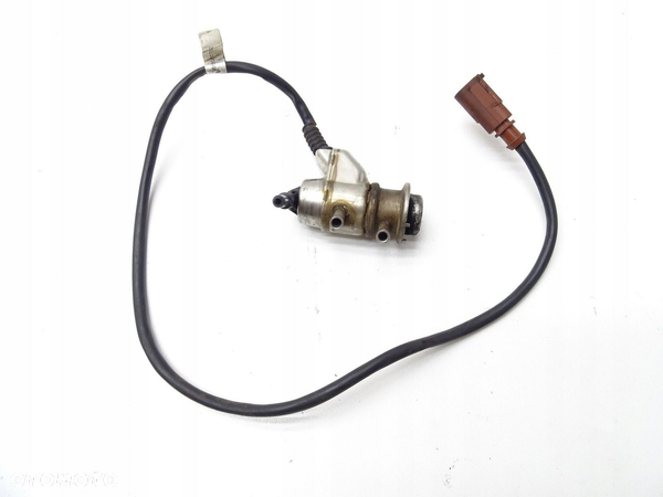 WTRYSKIWACZ WTRYSK ADBLUE 04L131113J 2.0 TDI AUDI A4 B8 A5 8T A6 C7