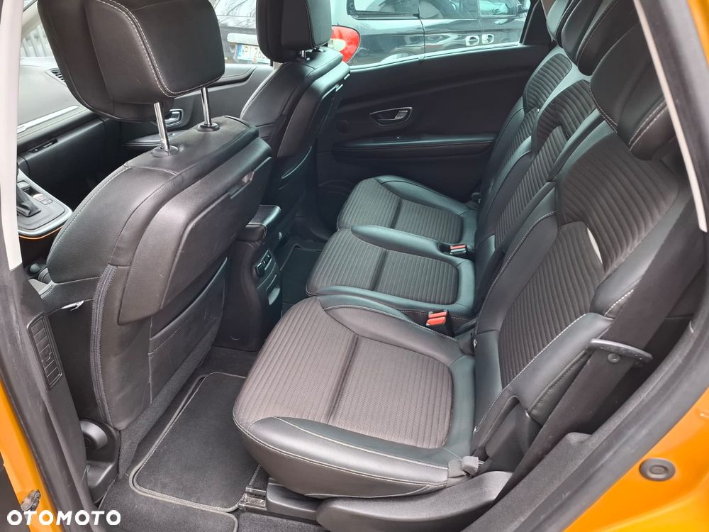 Renault Scenic 1.6 dCi Bose EDC - 9